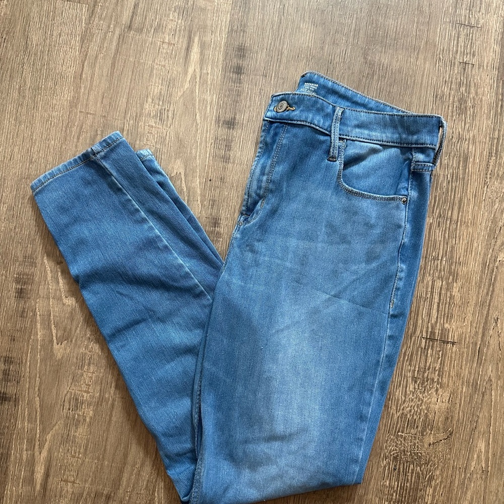 Old Navy Rockstar Super Skinny High Rise Jeans